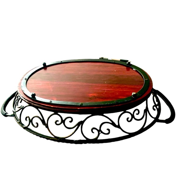 EUC! TEMP-TATIONS CAST IRON AND WOOD SERVING TRAY - Picture 9 of 11